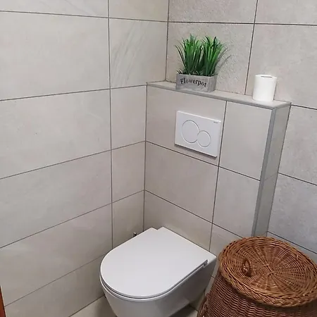 Na Vasi * Gorenja Vas (Gorenja Vas-Poljane)