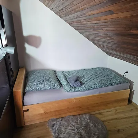 Na Vasi * Gorenja Vas (Gorenja Vas-Poljane)