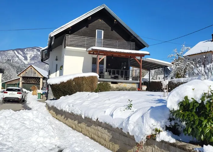 Casa vacanze Na Vasi Gorenja Vas (Gorenja Vas-Poljane)