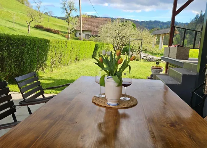 Na Vasi בית נופש Gorenja Vas (Gorenja Vas-Poljane)